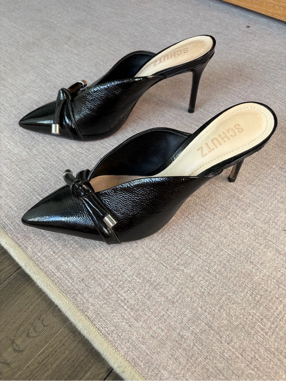 SCHUTZ Black Patent Pointed-Knot Tanya Mules Heel, 7B - Picture 2 of 7